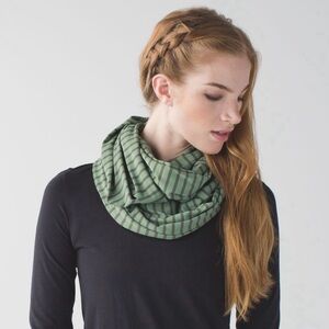 Lululemon Vinyasa Scarf